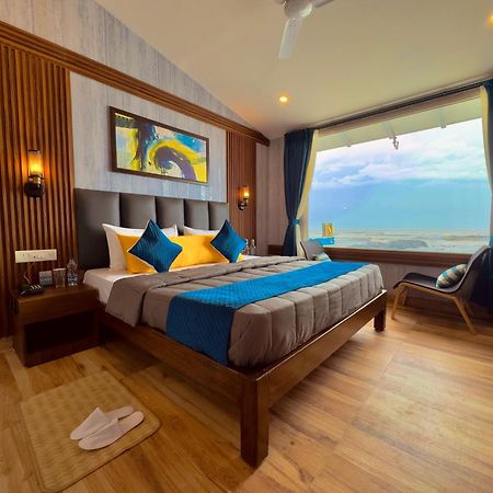 Sandbanks Beach Villas, Morjim Exterior foto